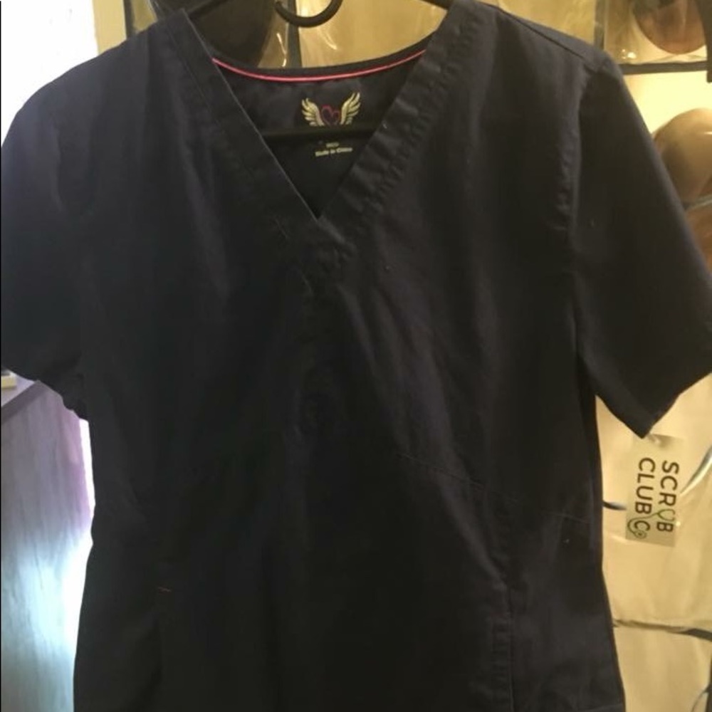 Navy blue scubs